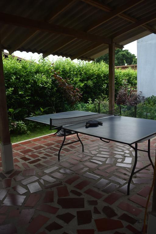 Palomino Breeze Hostal מראה חיצוני תמונה