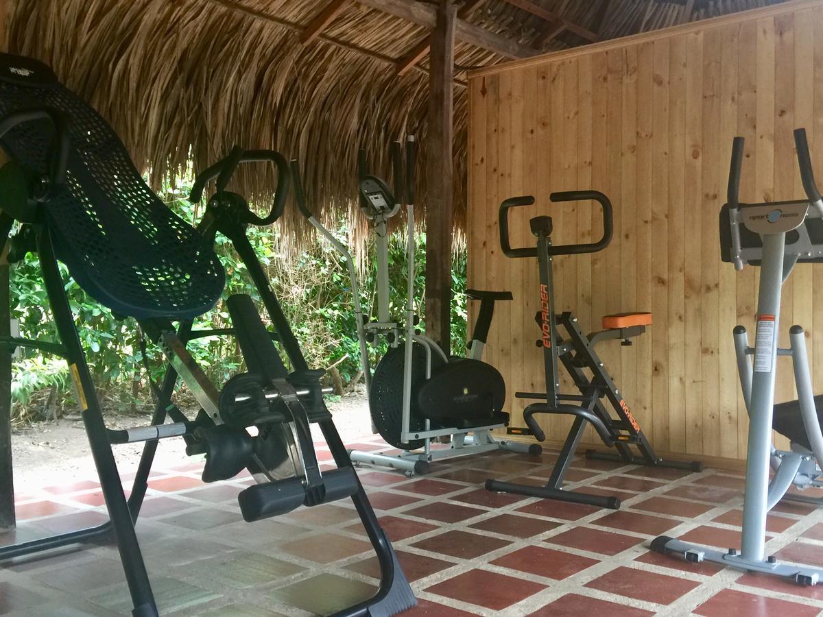 Palomino Breeze Hostal מראה חיצוני תמונה